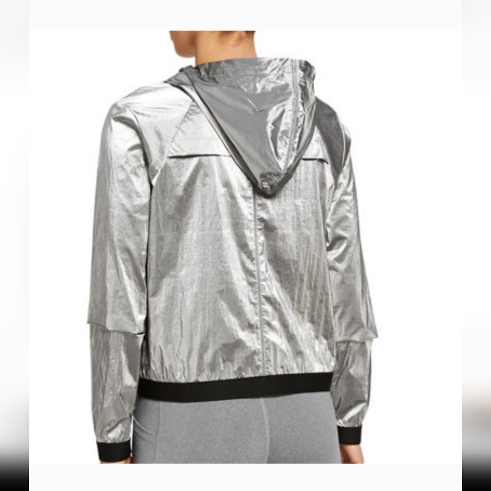 Bcbgeneration Silver Running Jacket. Size: Large - image 5